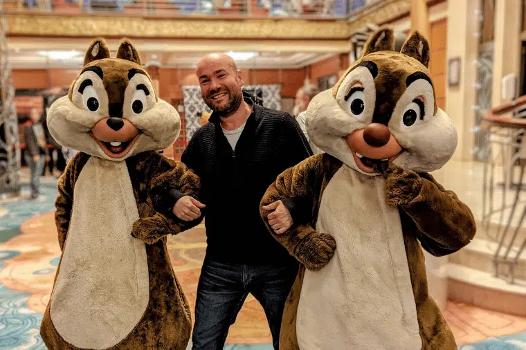 Sailing Solo: The Ultimate Guide to Taking a Disney Cruise Alone